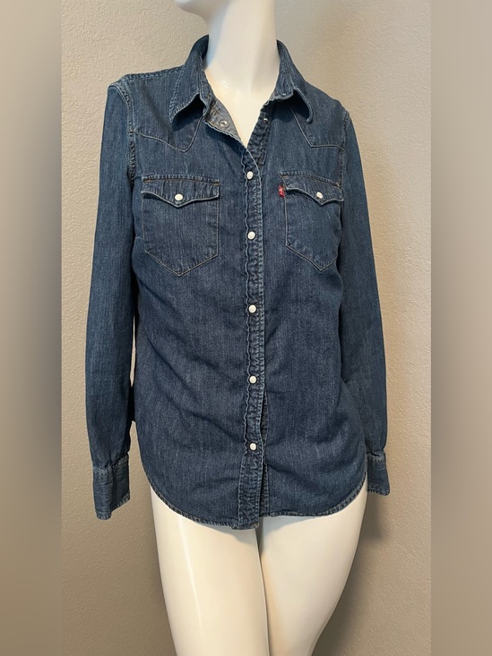 Levi's Tops - Women’s LEVI”S ICONS REINVENTED Cotton Dark Blue Western Denim Shirt Size M